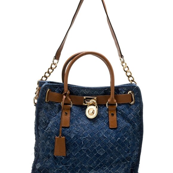 Michael Kors large hand/shoulder bag. - Picture 1 of 5